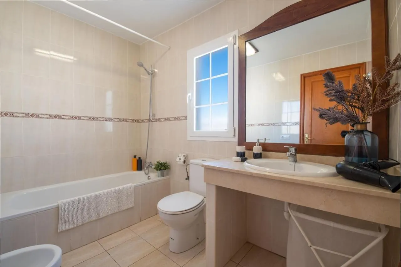 Villa Togio 2 By Villa Plus Puerto del Carmen  Puerto del Carmen (Lanzarote)